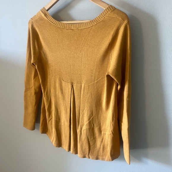 BNWT Eileen Fisher Splitback Scoop Neck Cotton Silk Sweater Top Size XS Ochre - Picture 10 of 10